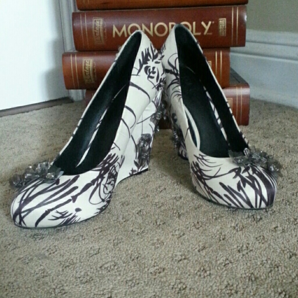 Tory Burch "Elmira" satin wedges